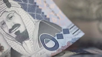 تحرك جديد.. أسعار الريال السعودي بالبنوك المصرية تزامناً مع تراجع العجز التجاري للبلاد